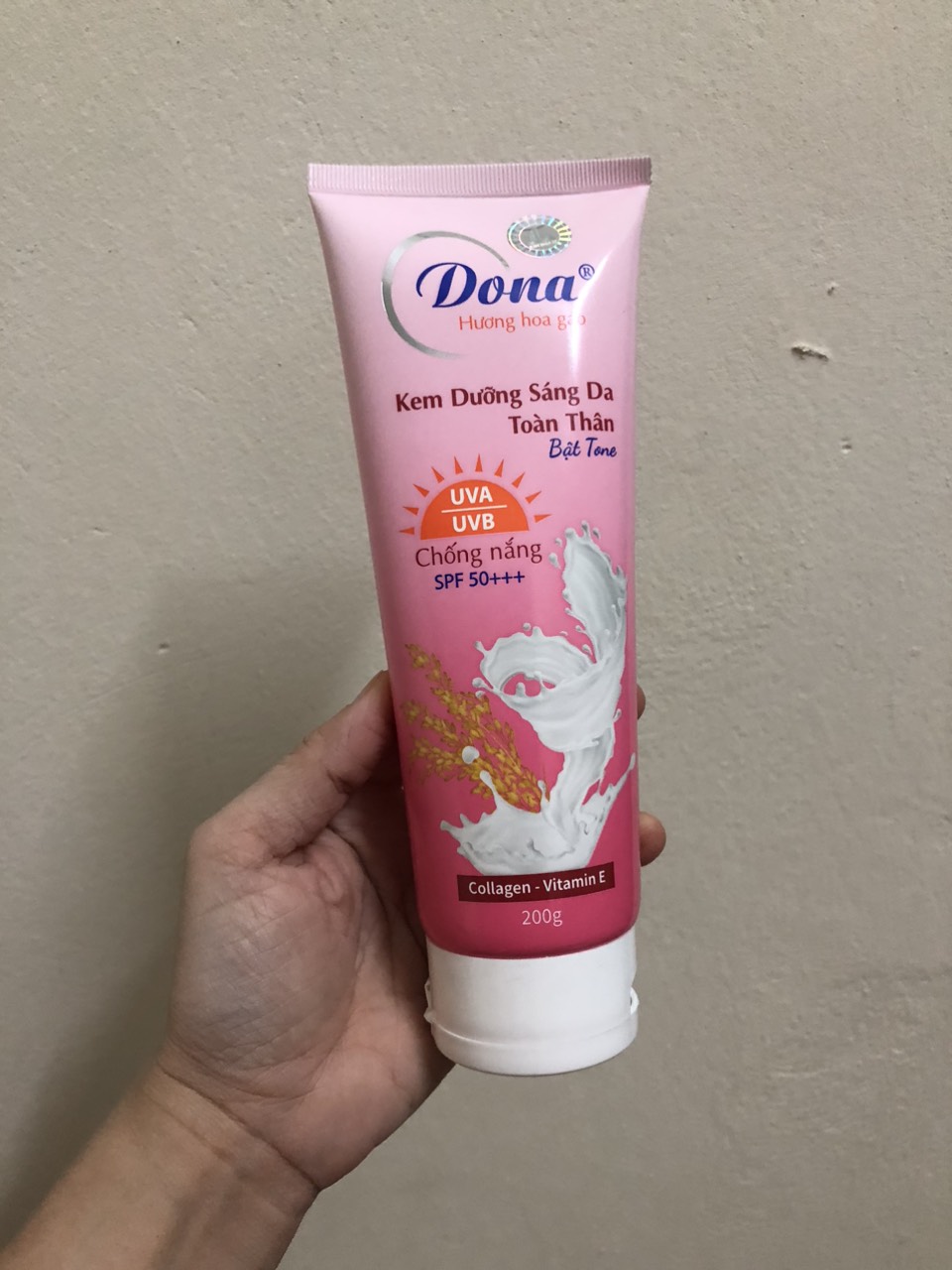 (CHÍNH HÃNG) Kem dưỡng trắng da chống nắng toàn thân Dona 200gr