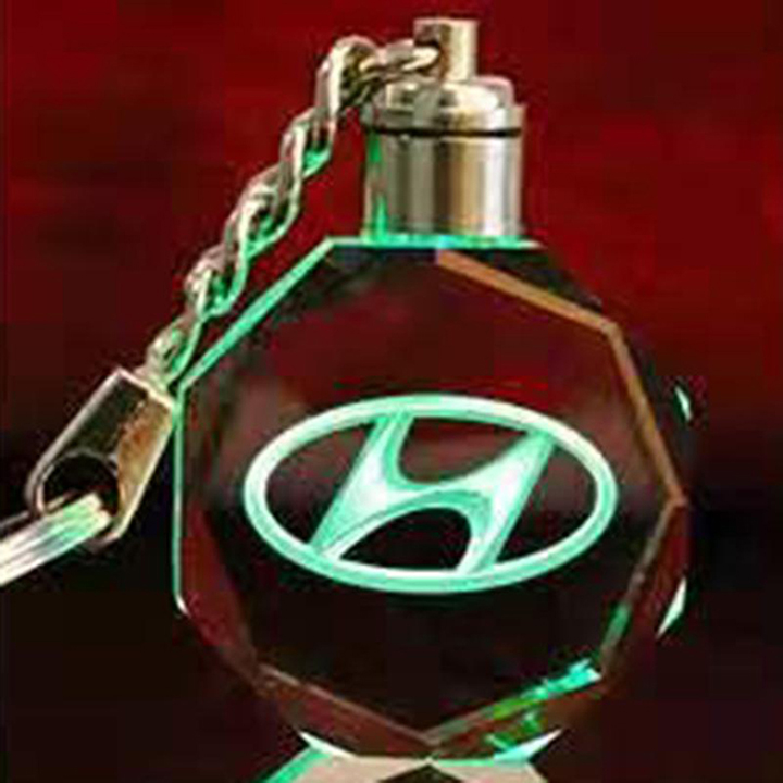 Móc khóa pha lê theo logo xe huyndai