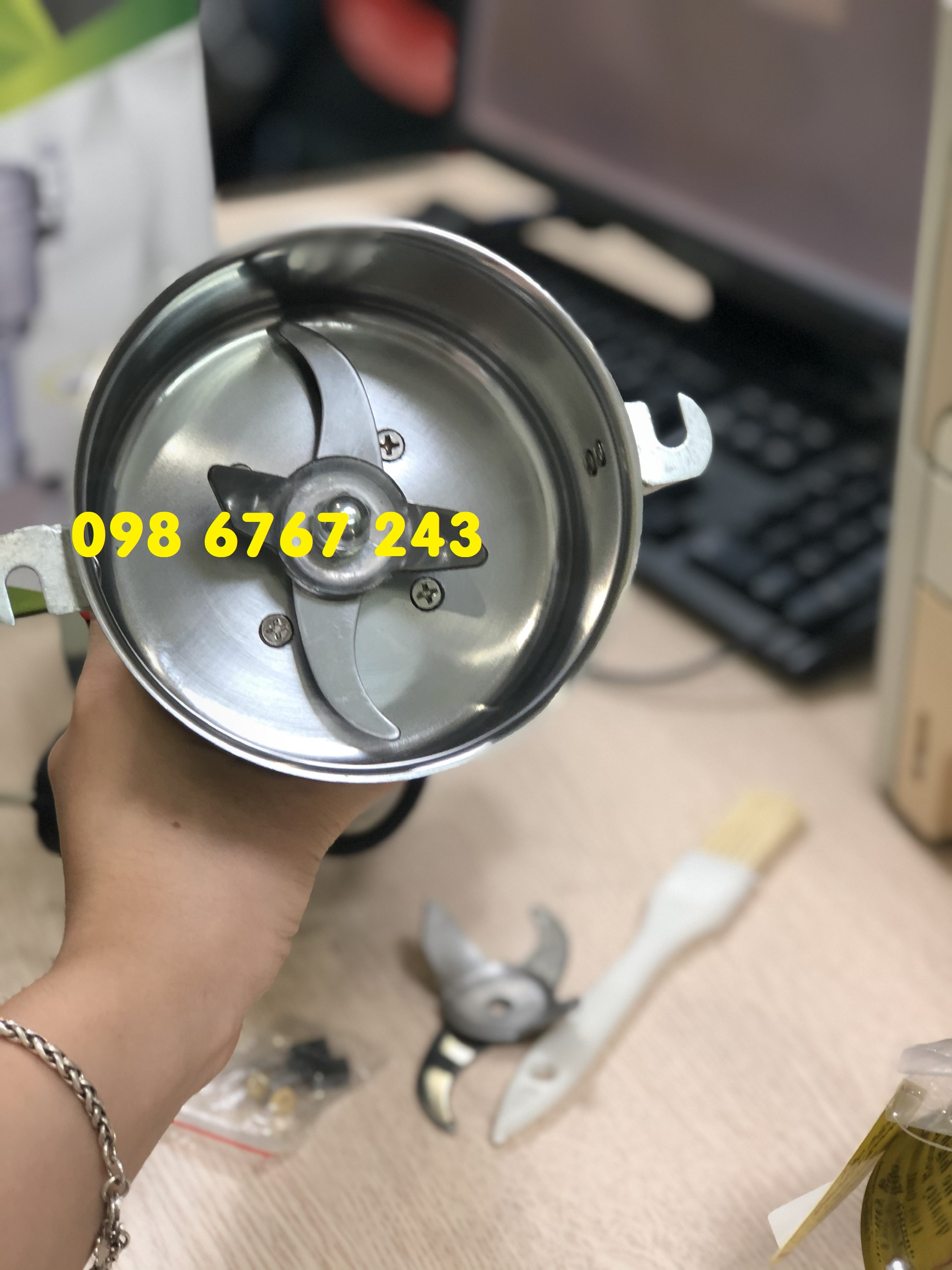 Máy xay các loại hạt 150g