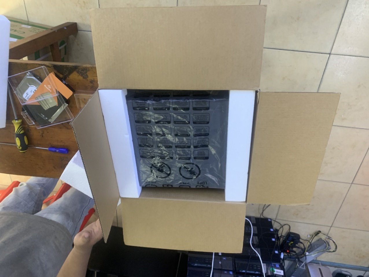Máy tính đồng bộ dell optiplex 790 core i5 ram 4gb hdd 240gb --bảo hành 12 tháng -hàng nhập khẩu