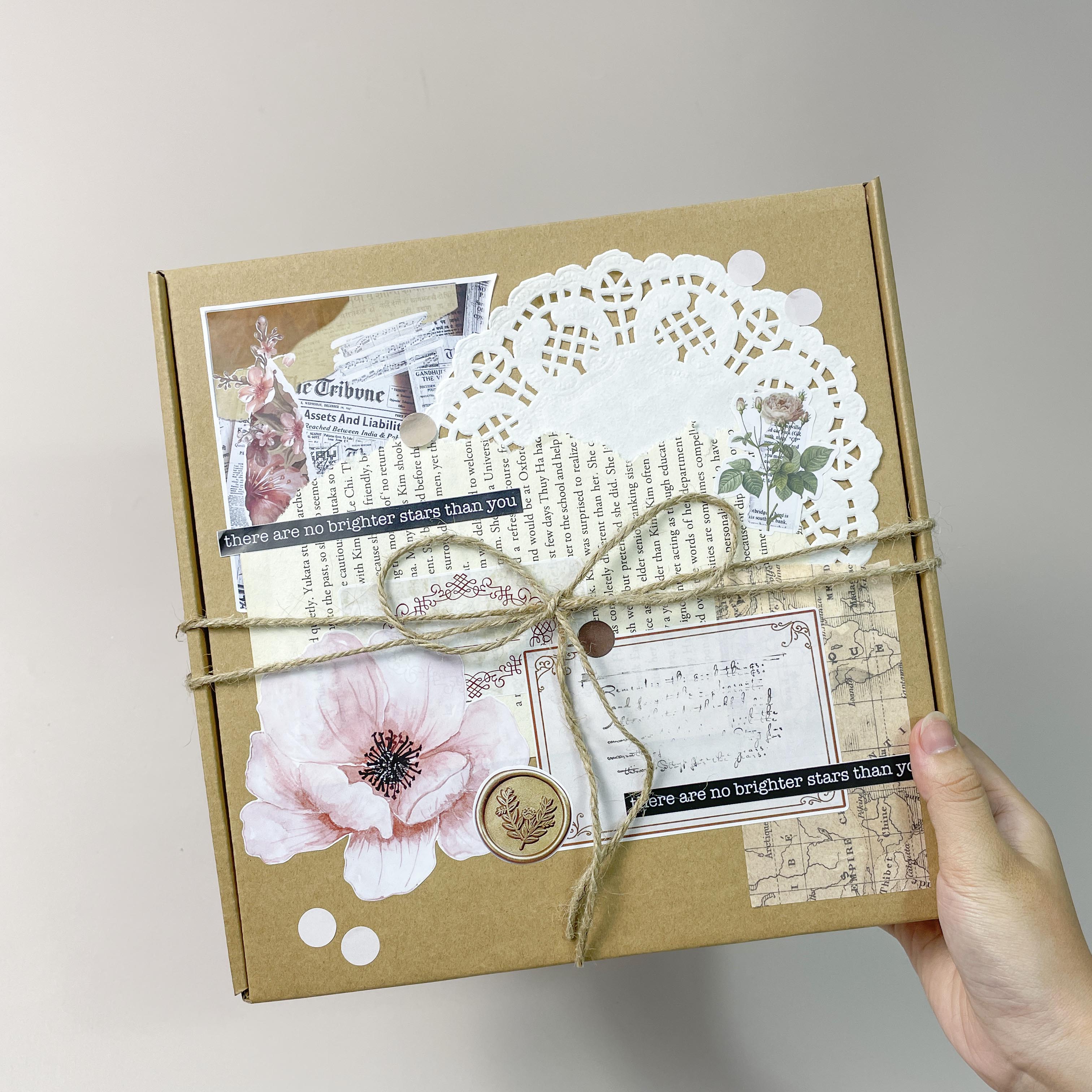 STHM stationery - Hộp quà Handmade Vintage - Chỉ bao gồm hộp và giấy gói bên trong