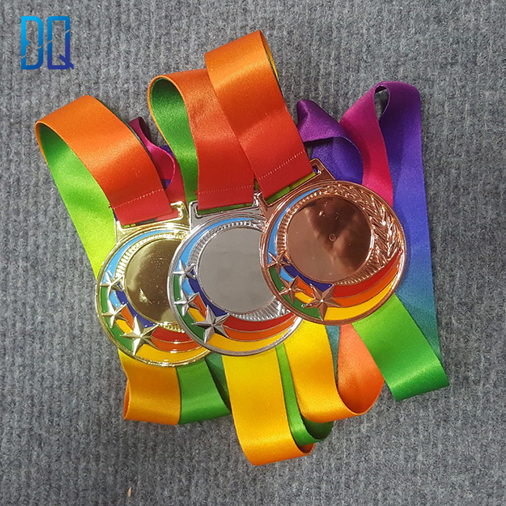 Bộ 3 huy chương kim loại vàng bạc đồng - huy chương sắc màu
