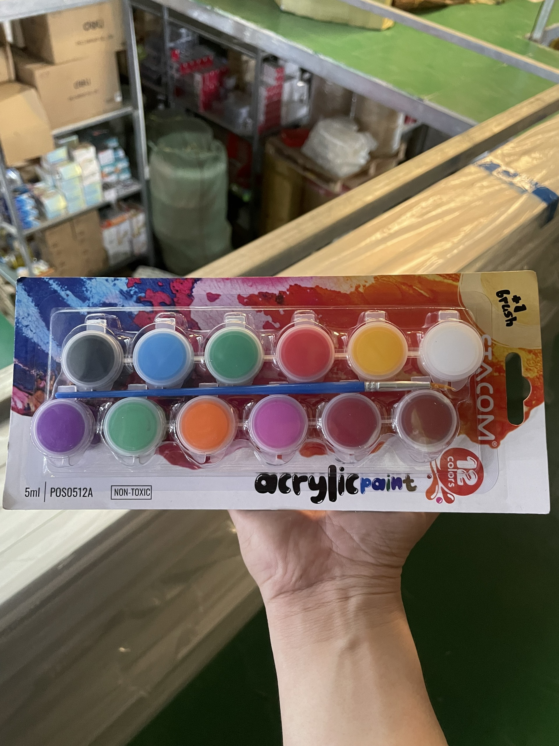 Bộ 12 màu acrylic , kèm cọ vẽ stacom pos05_12a