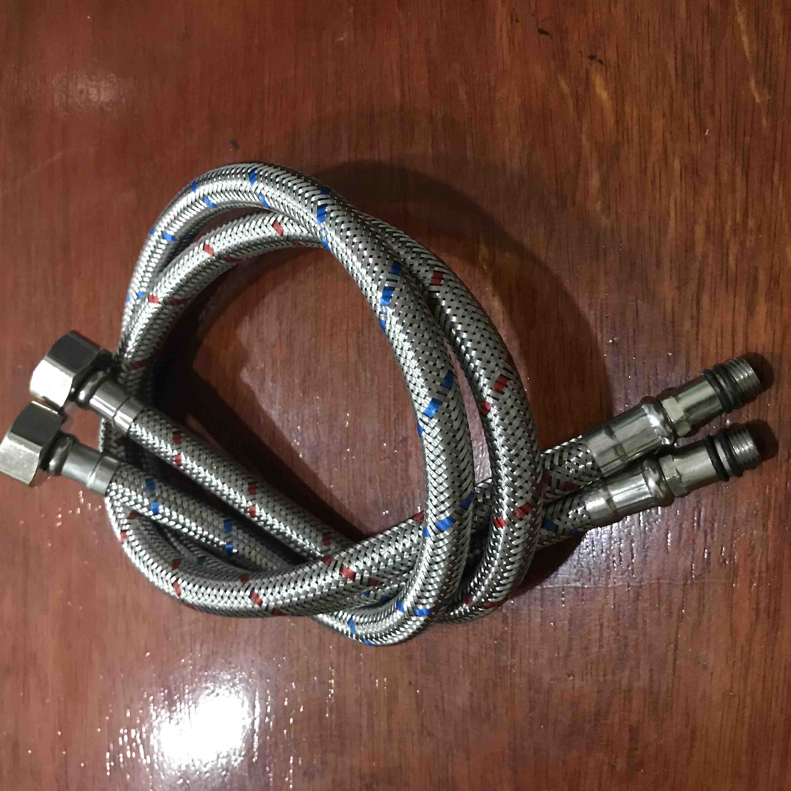 Dây cấp nước cho vòi nóng lạnh 60cm