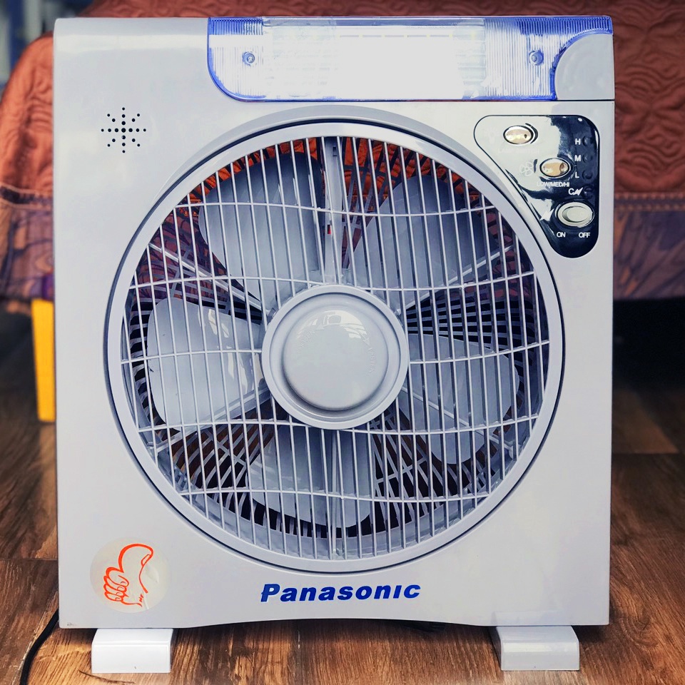 [BẢO HÀNH 12 THÁNG]Quạt hộp sạc tích điện panasonic - quạt 569, quạt hộp AC&DC sạc tích điện cao cấp loại lớn tích hợp 2 chức năng sạc và đèn