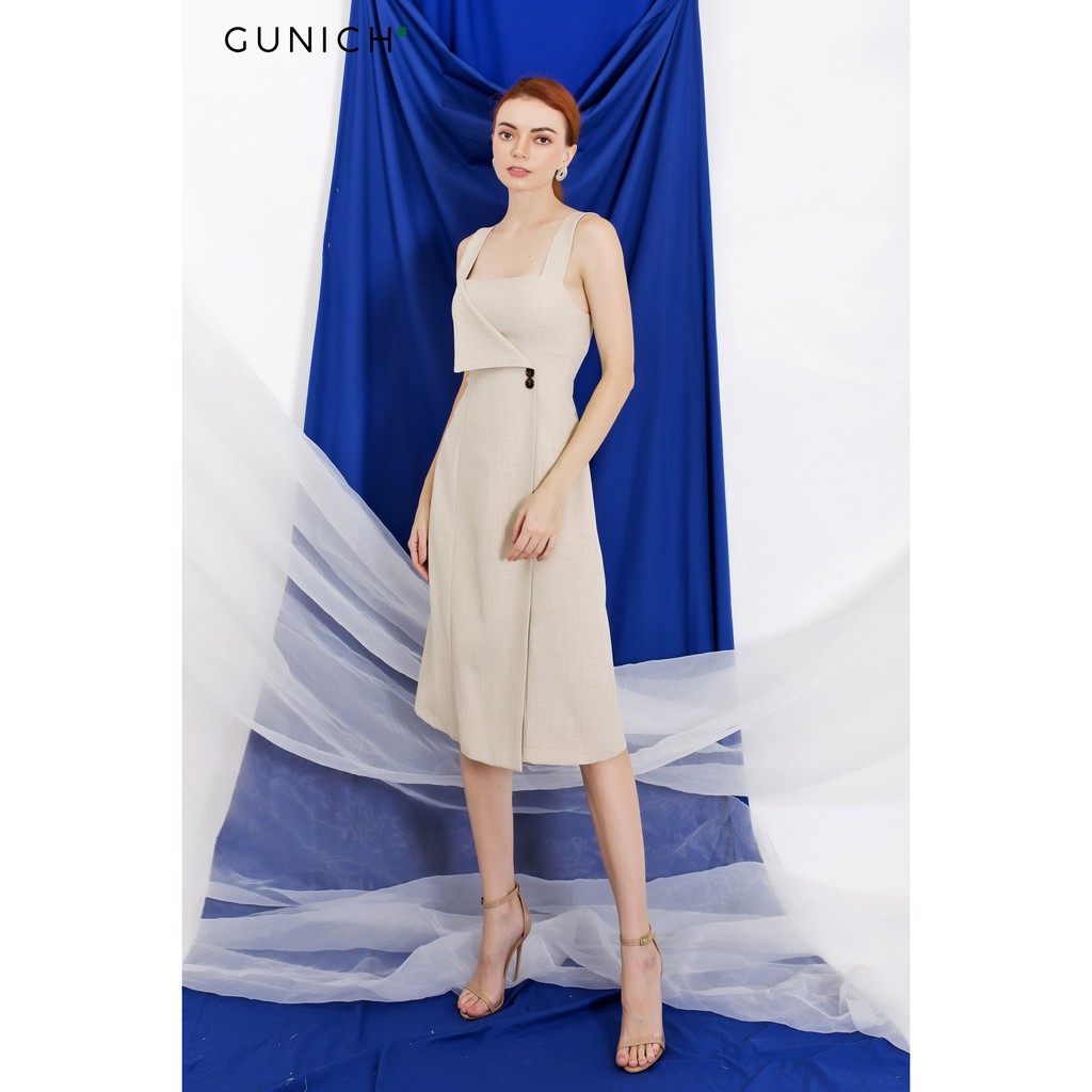 Đầm 2 dây ve áo lật Gunich