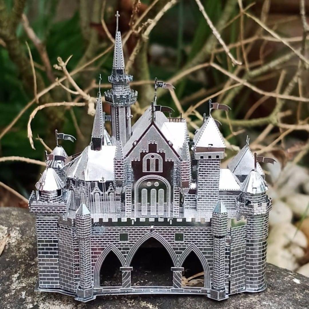 Mô hình 3D kim loại lắp ráp Lâu đài Người Đẹp Ngủ Trong Rừng [ Chưa Lắp ]