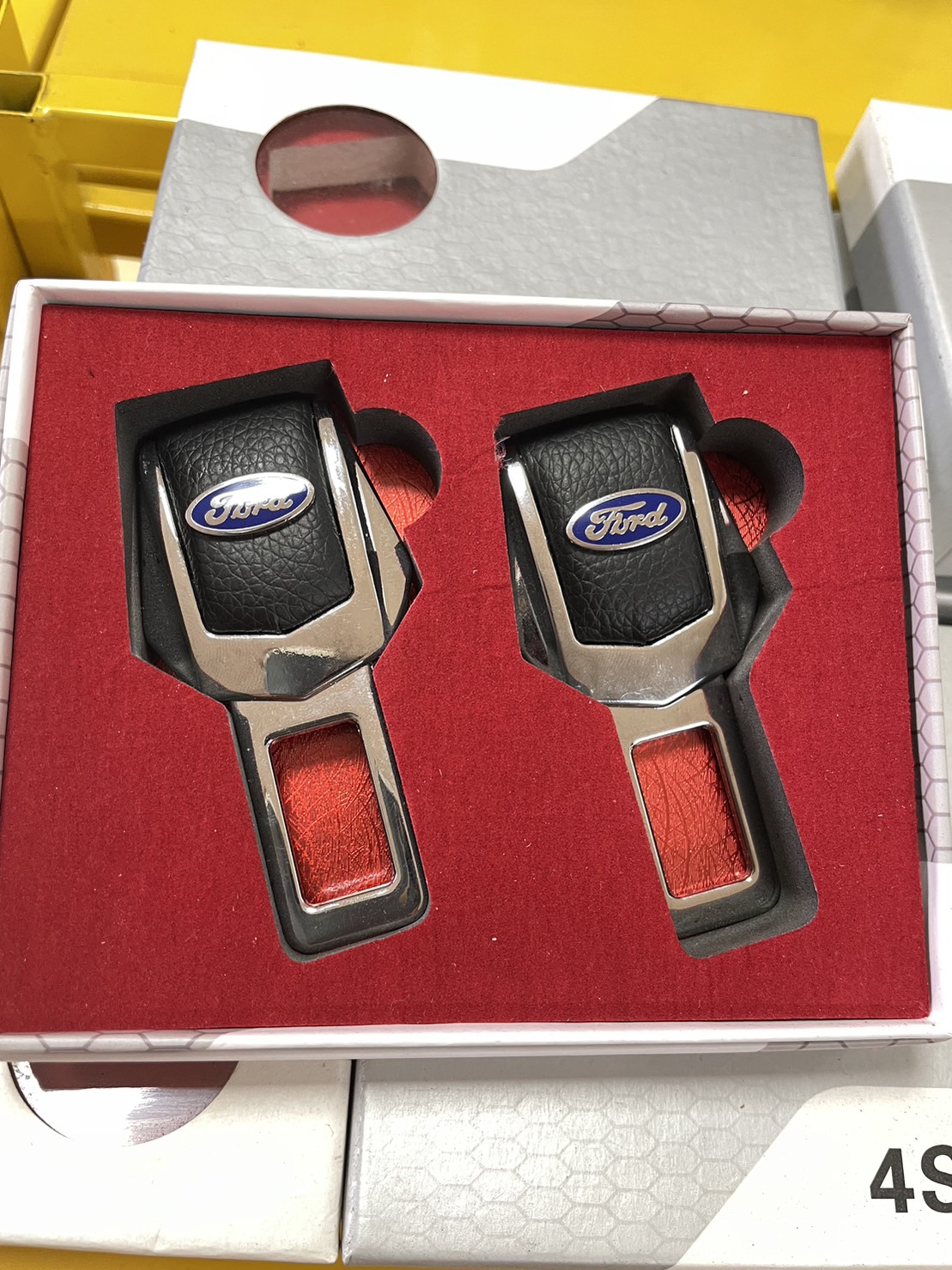 Chốt Cài Dây Đai An Toàn Cho Xe FORD Ecosport Cao Cấp Hợp Kim
