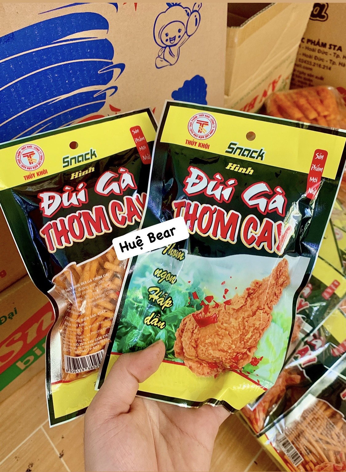 10goi snack hình đùi gà thơm cay