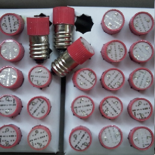 Bóng led 6.3v dc/ac đuôi xoáy 10mm e10 màu đỏ