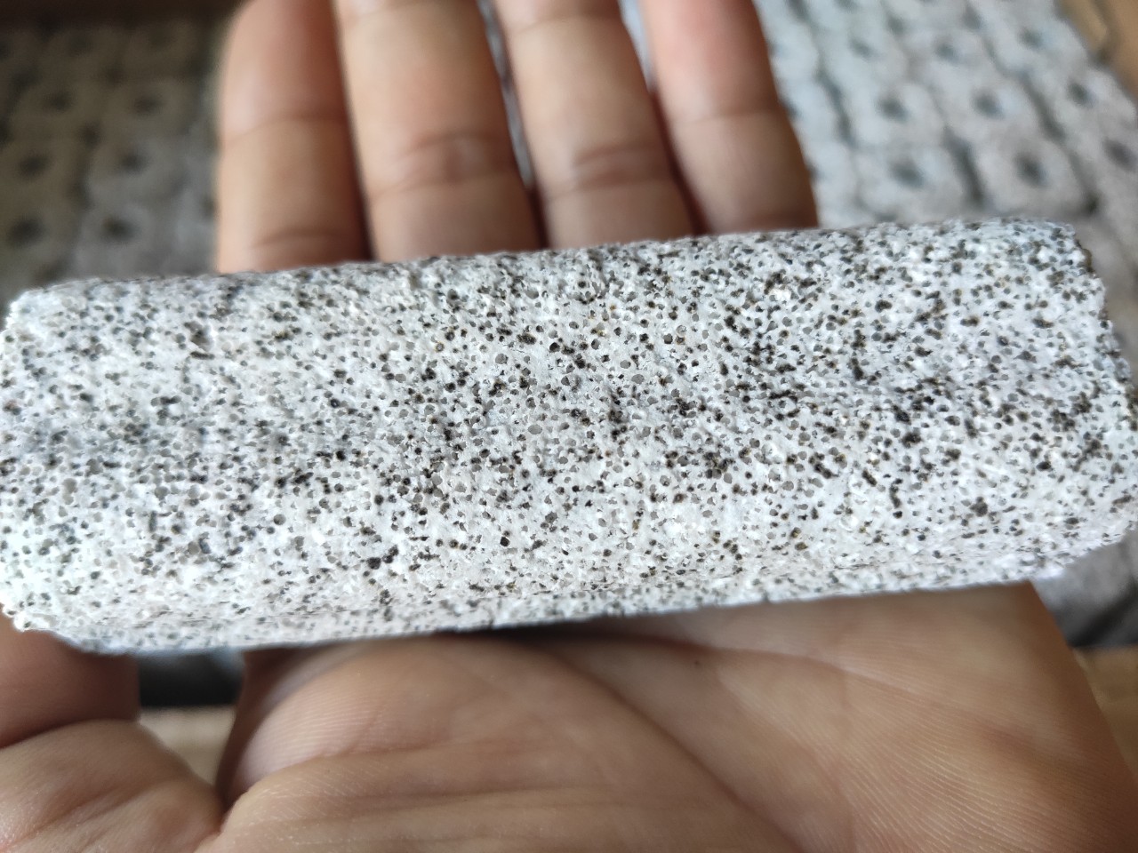 Bộ 10 cái Sứ thanh hoa mai muối tiêu DÀI 10CM dùng làm vật liệu lọc cho lọc ngoài, lọc tràn trong hồ thủy sinh, hồ cá cảnh
