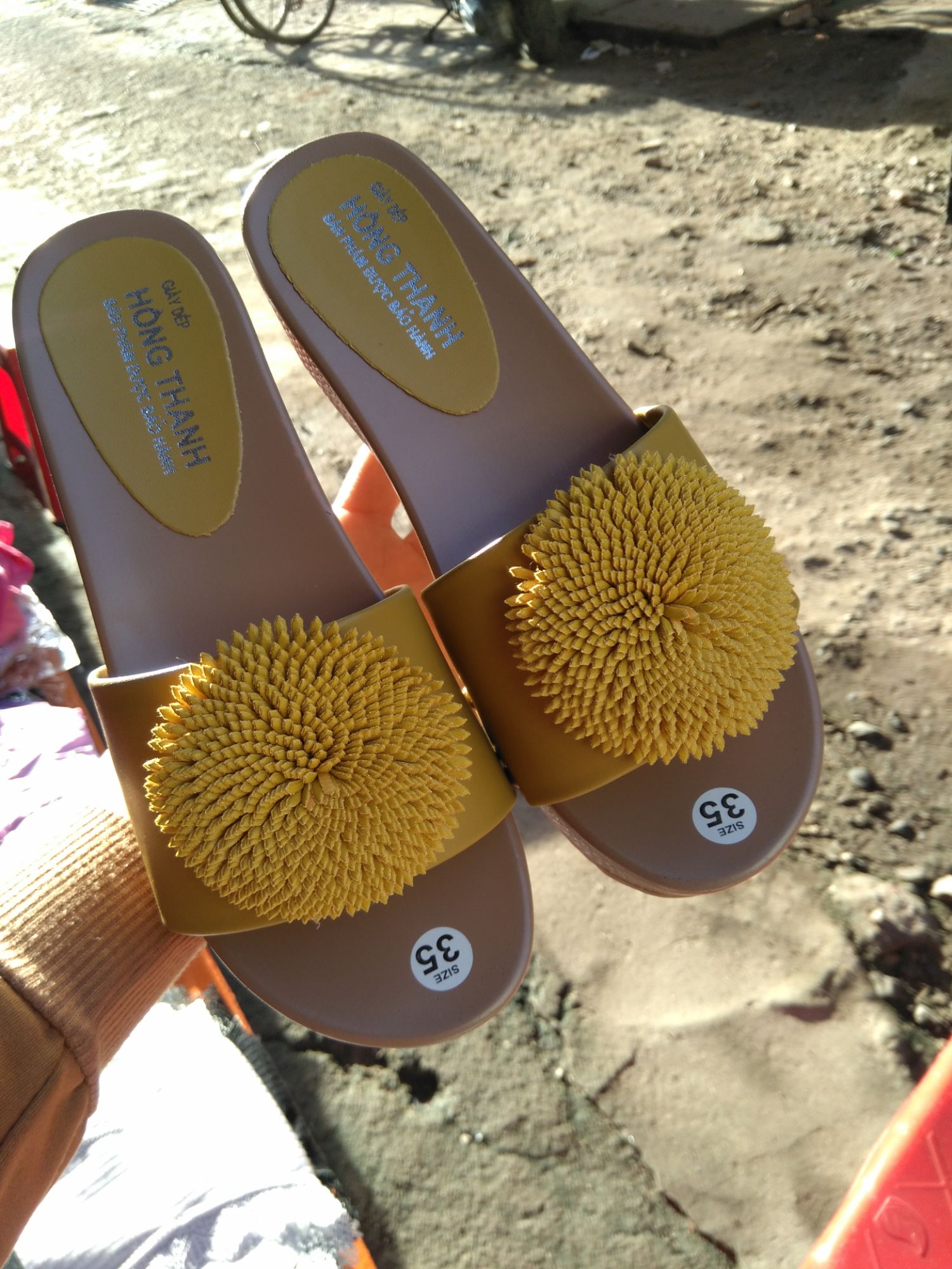 Hình thật dép nữ đế xuồng PU siêu nhẹ hàng đóng thương hiệu cao cấp