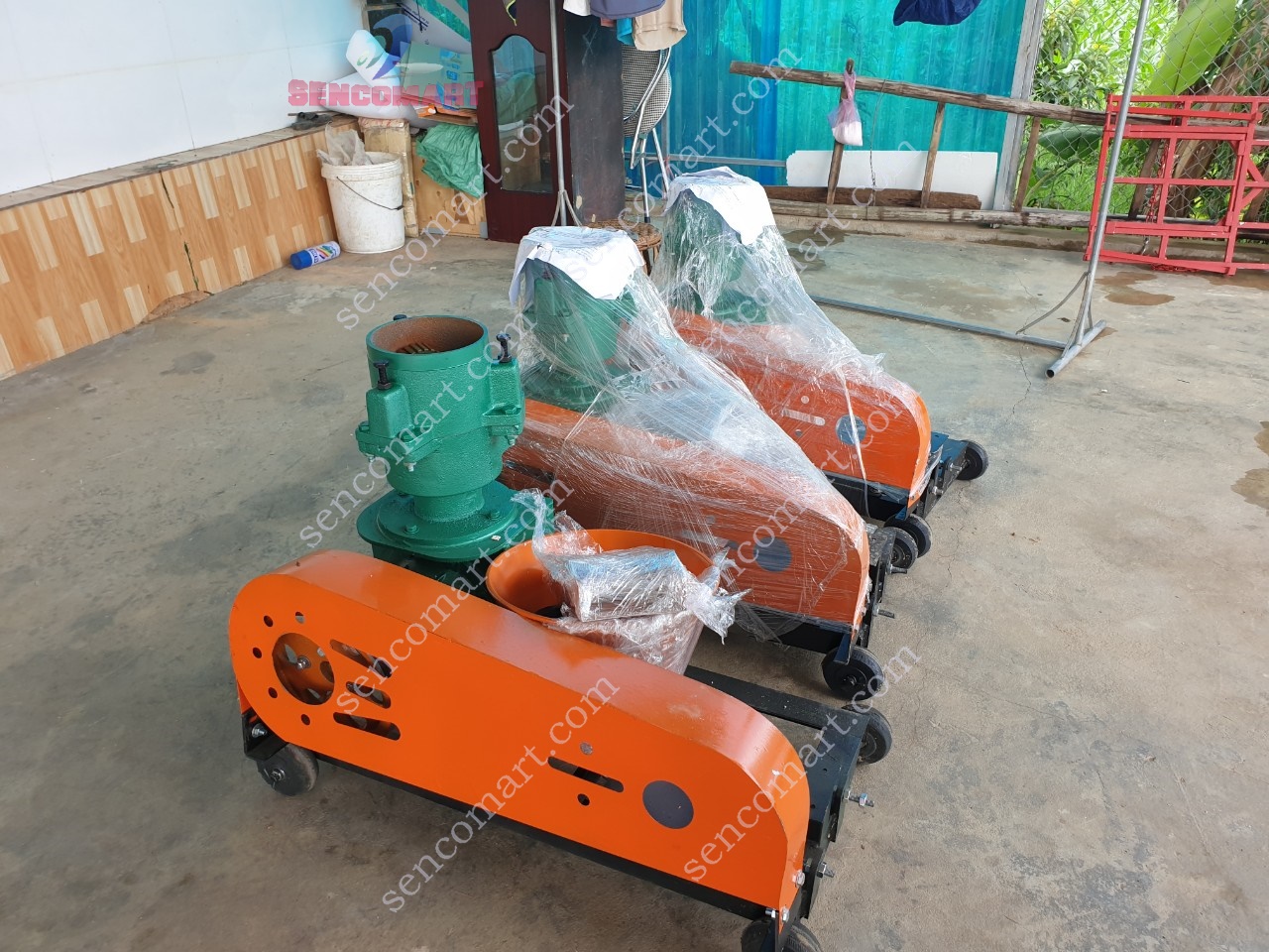Khung Máy Ép Cám Viên.Khung Máy Làm Cám Gà