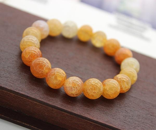 Vòng Tay Đá Mã Não Vàng Nhạt May Mắn 12 Ly