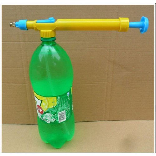 Đầu xịt tưới nước phunthuốc gắn vô chai nước bảo vệ môi trường -LV104