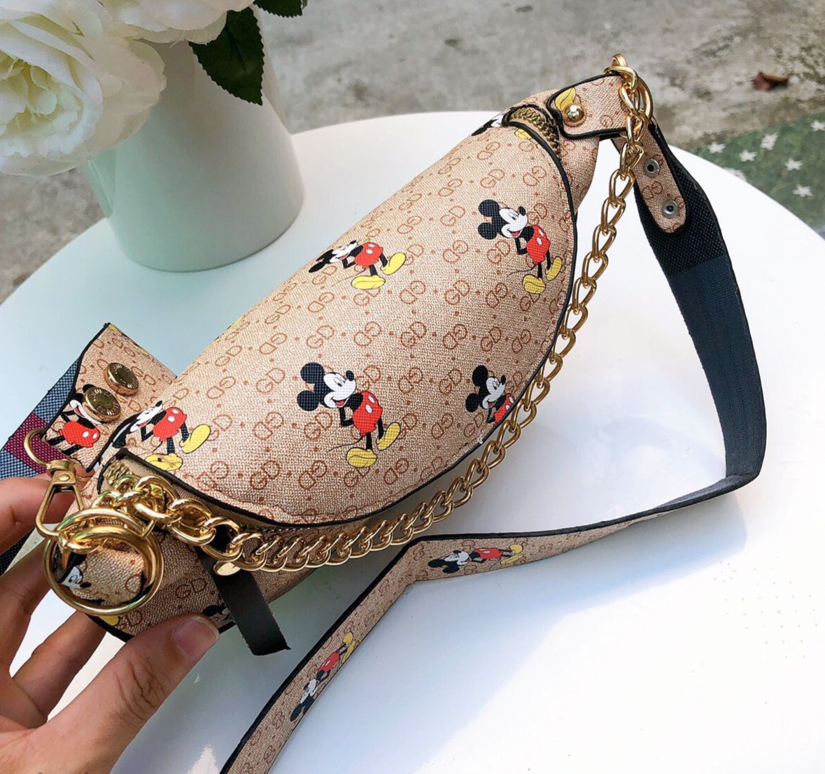 Túi bao tử Mickey 18