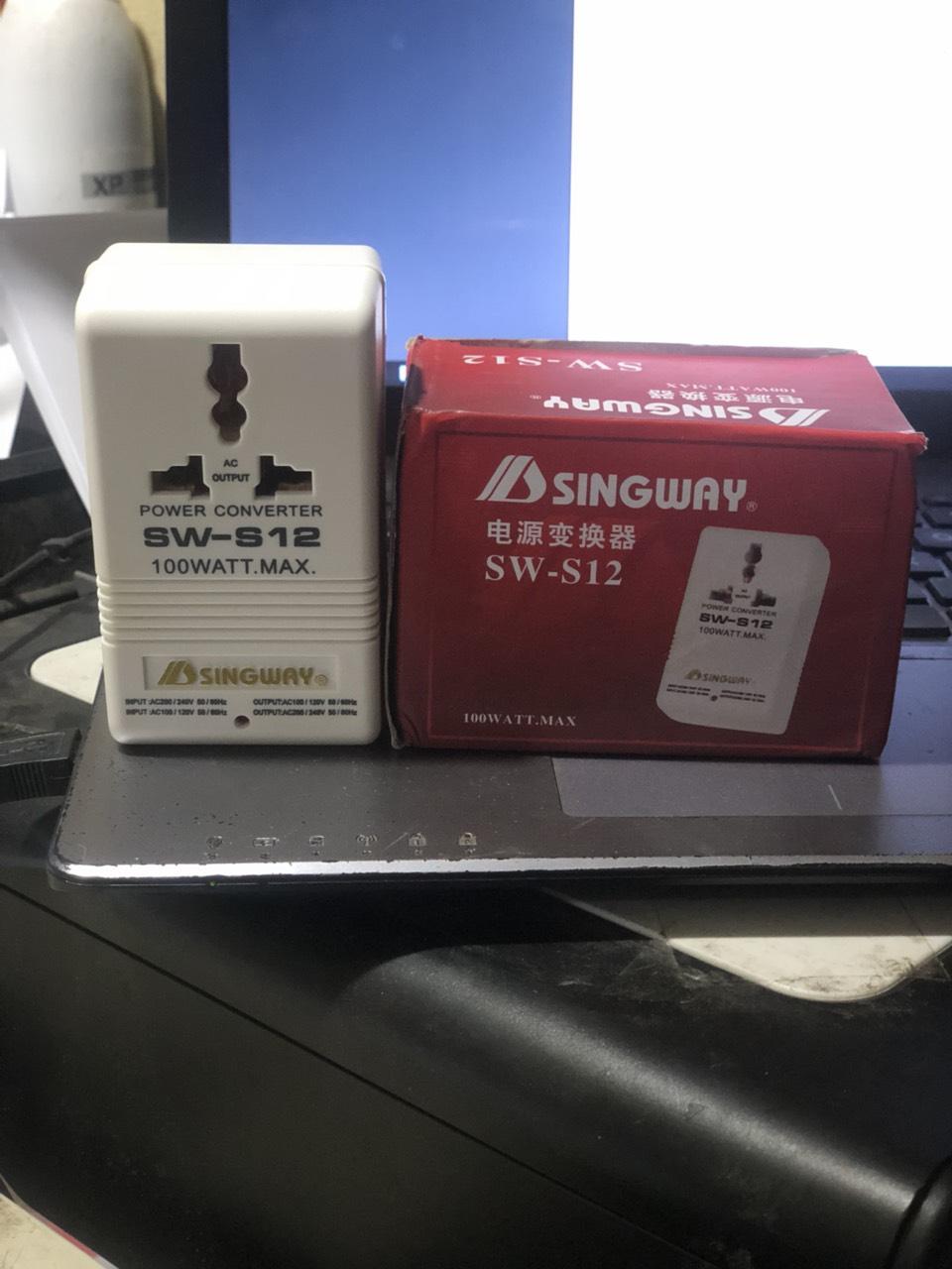 Bộ chuyển đổi nguồn 220v ra 110v và ngược lại 100w