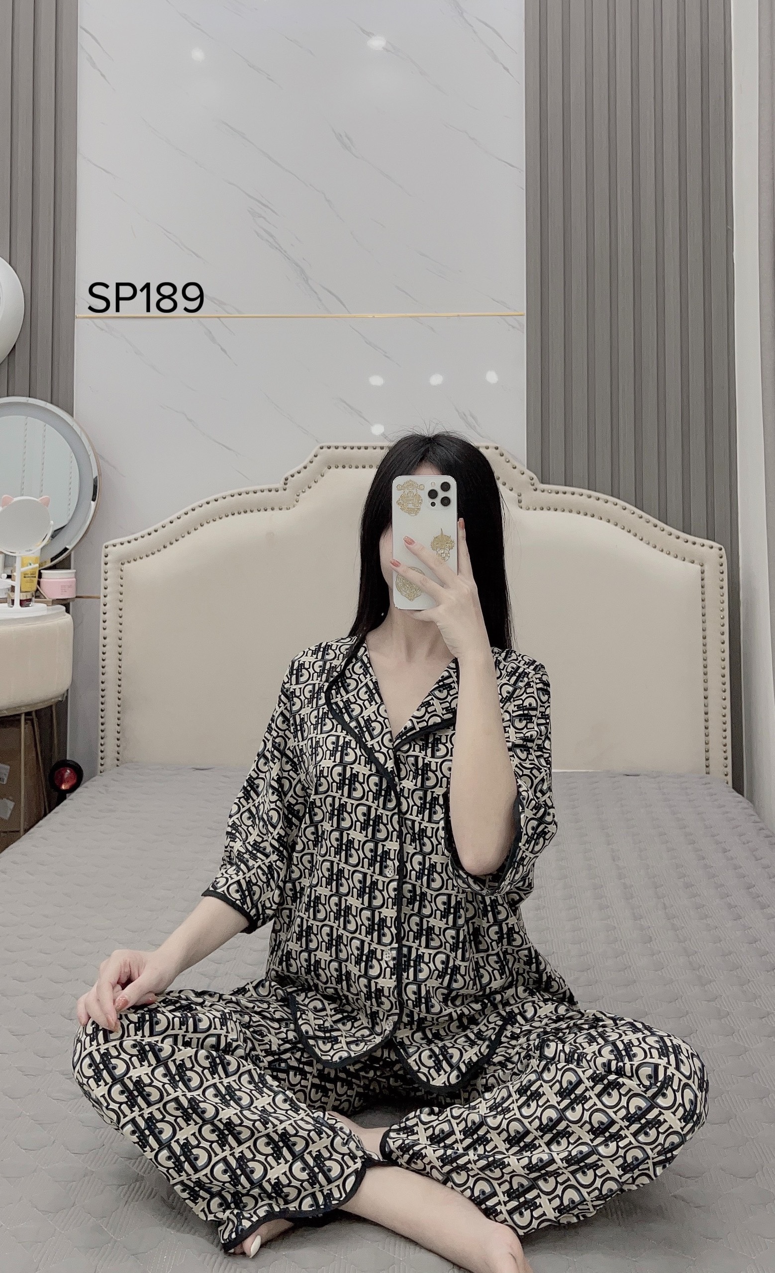 Pijama sam cánh dơi nhiều họa tiết