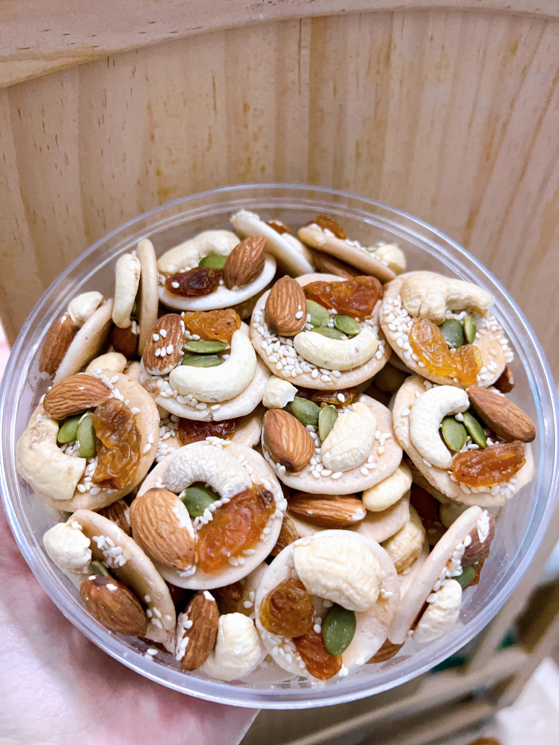 Bánh đồng tiền mix hạt dinh dưỡng - hạt nhà bắp