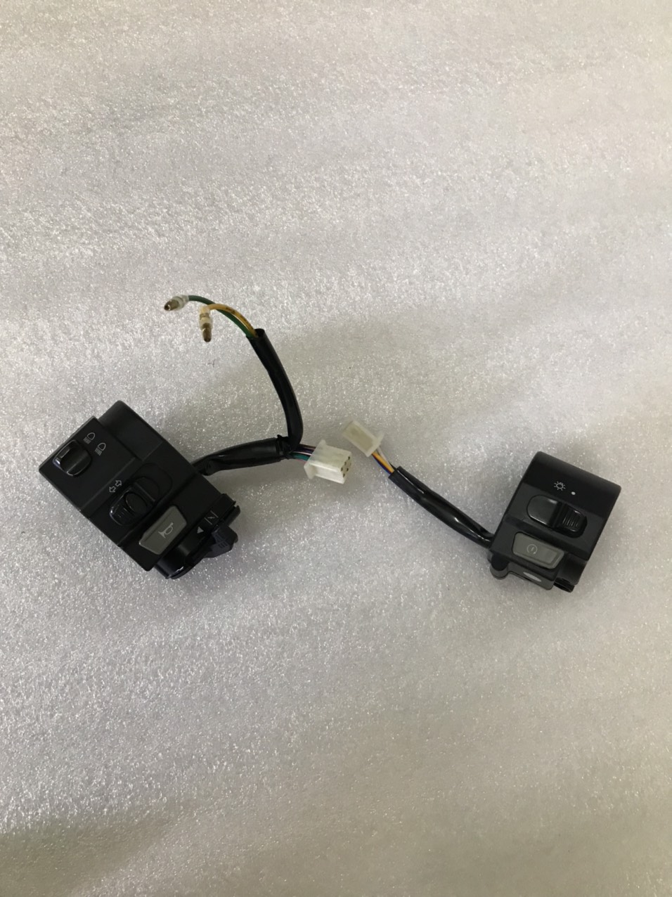 CÙM CÔNG TẮC YAMAHA SIRIUS NHẬT VÀ SIRIUS TRUNG QUỐC SẢN PHẨM ÚY TÍN CHẤT LƯỢNG TỪ SH PHUTUNG