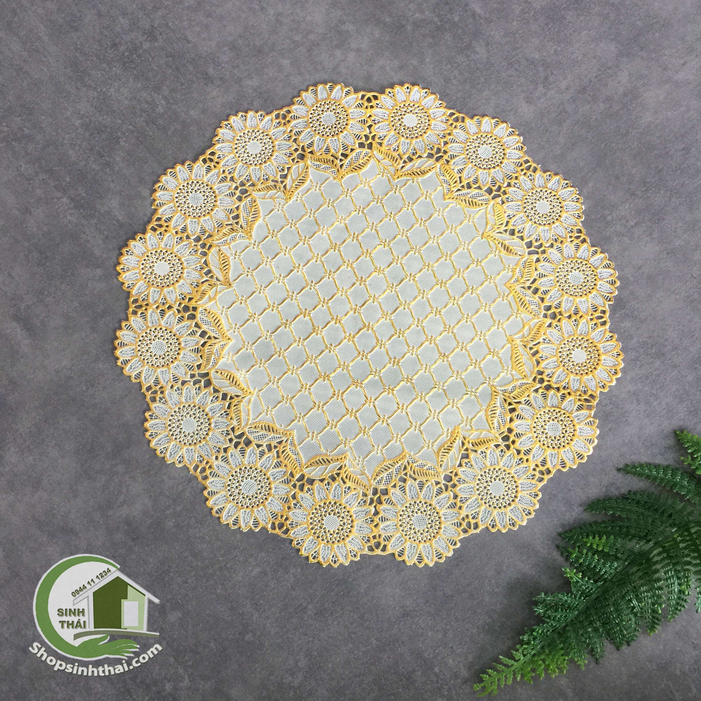 Tấm lót lọ bình hoa hình TRÒN VÀNG VỪA 30cm - lót bình trà, lót ly, lót trang trí chén dĩa, bằng nhựa, ren hoa - giao hình ngẫu nhiên