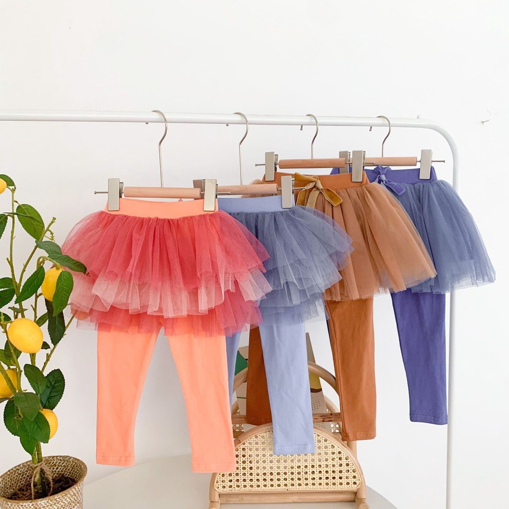 Quần legging pha chân váy ren bồng