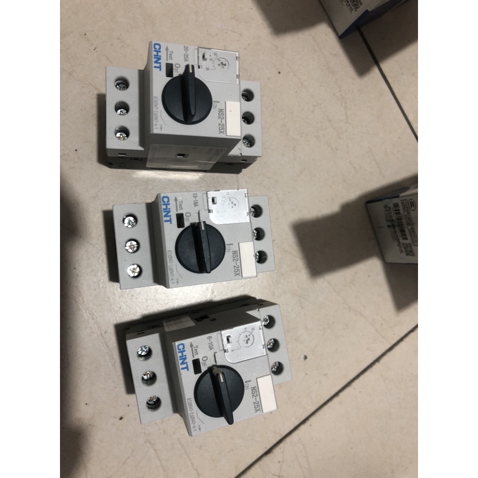 At cb chỉnh dòng ns2-25x + tiếp điểm phụ