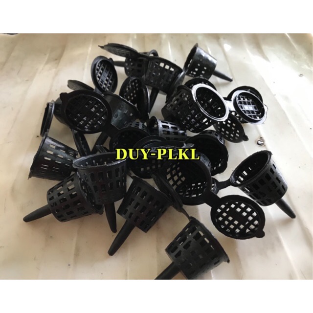 Combo - 100 cái rọ nhựa đựng phân tan chậm màu đen size 3 x 2cm. rọ đựng phân tan chậm.