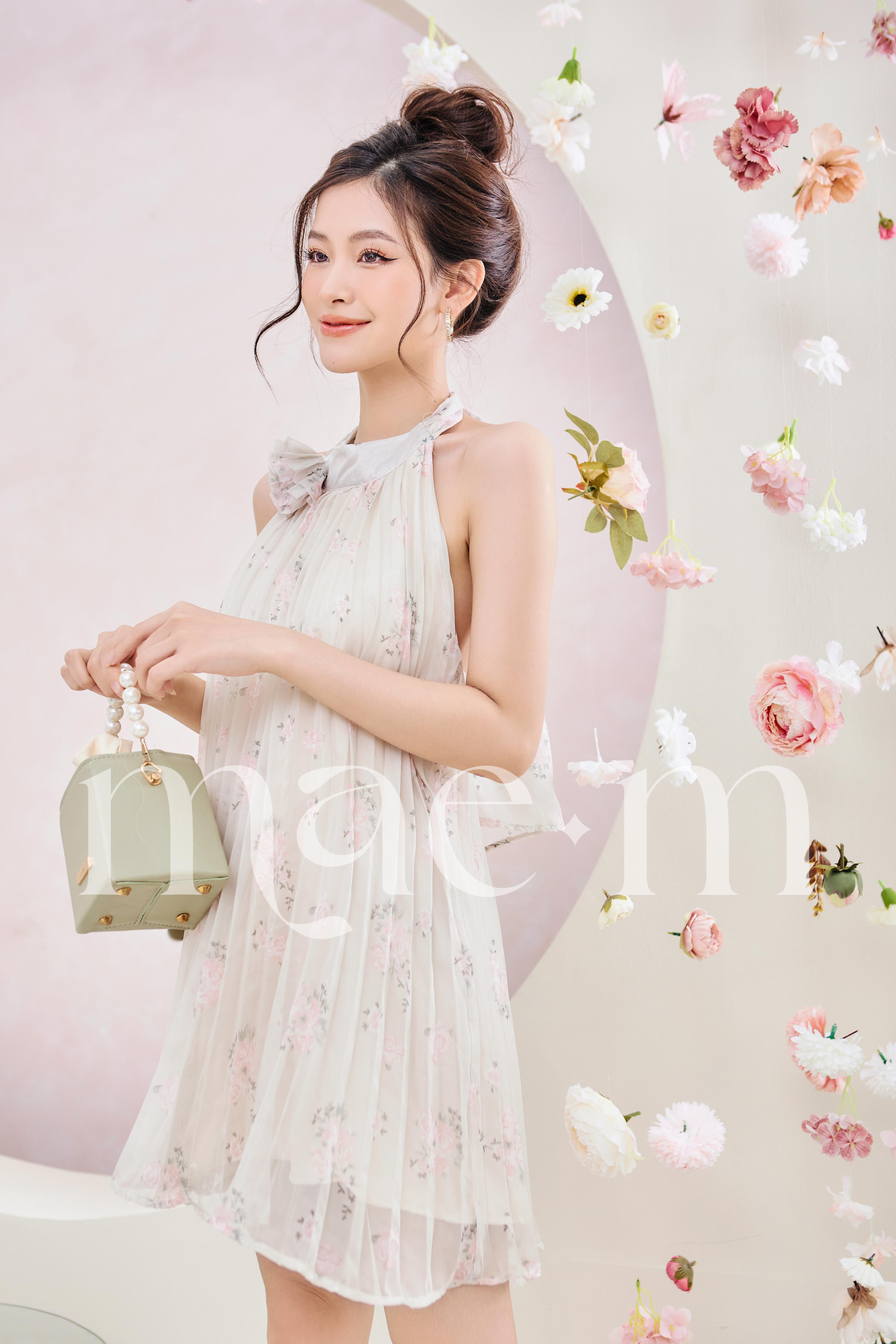 Đầm yếm Mae M Áo Váy cổ yếm nơ cài voan hoa Blossie