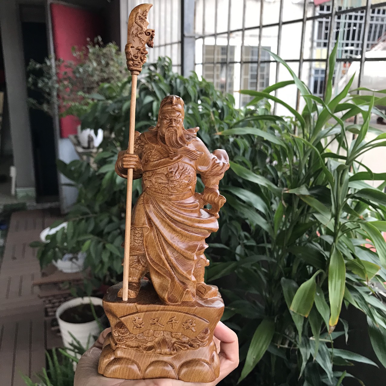 Tượng quan vân trường quan công gỗ bách xanh cao 20 cm