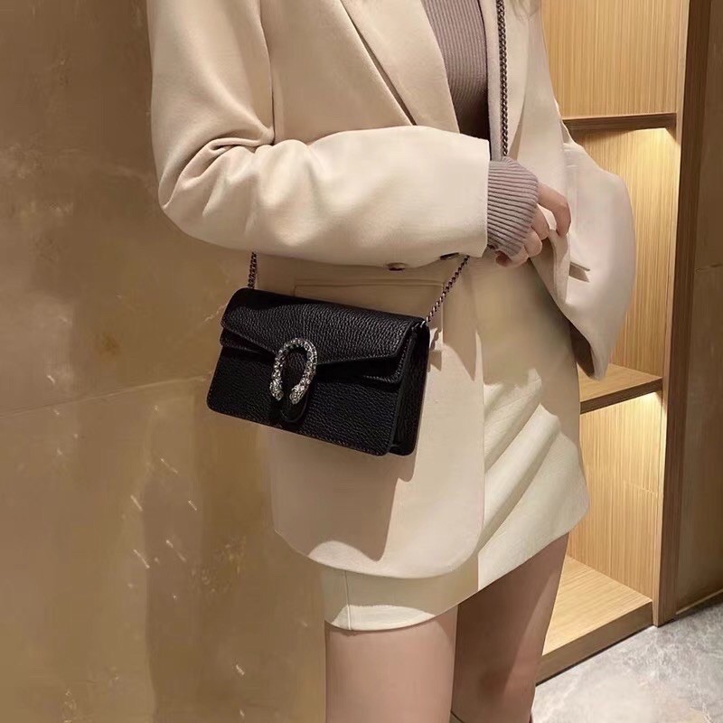 Túi xách nữ đeo chéo mini đầu rồng dây xích phong cách hàn quốc vg522