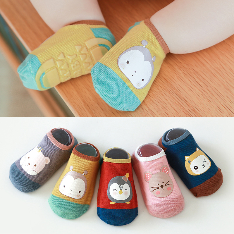 Tất Vớ Chống Trơn Trượt Cổ Ngắn Hoạt Hình Cho Bé Trai Bé Gái 0 - 3 Tuổi