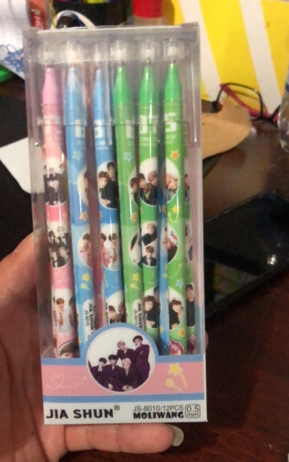 [HCM]HỘP 12 CÂY BÚT XOÁ ĐƯỢC BTS