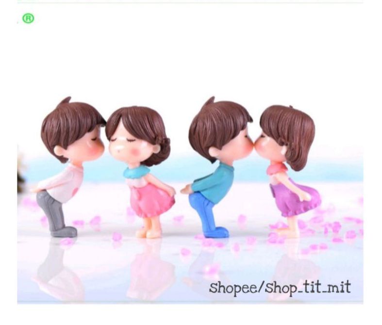Phụ kiện trang tiểu cảnh Tượng đôi trai gái hôn nhau