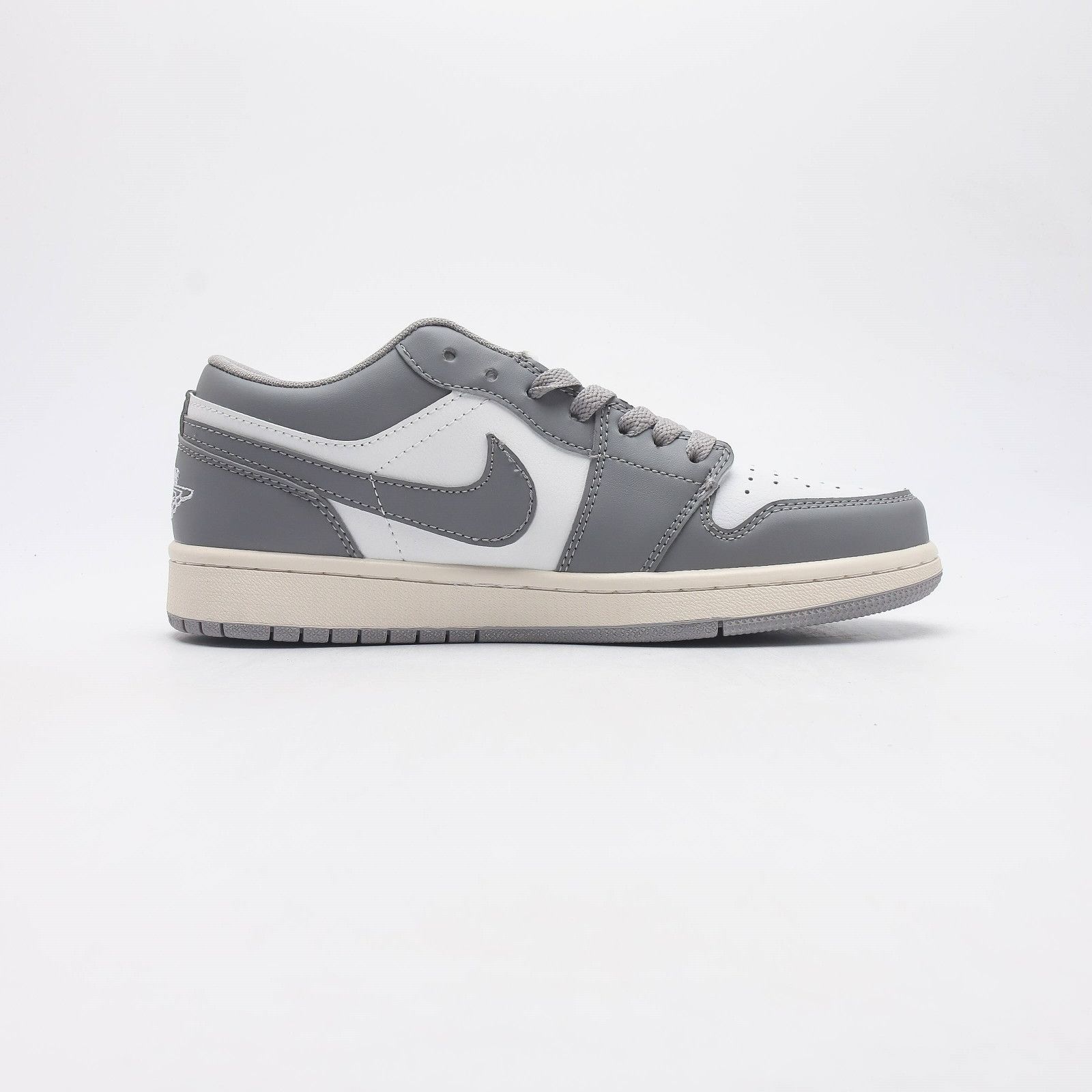 Air jordan 1 low"vintage grey toe" 553558 053