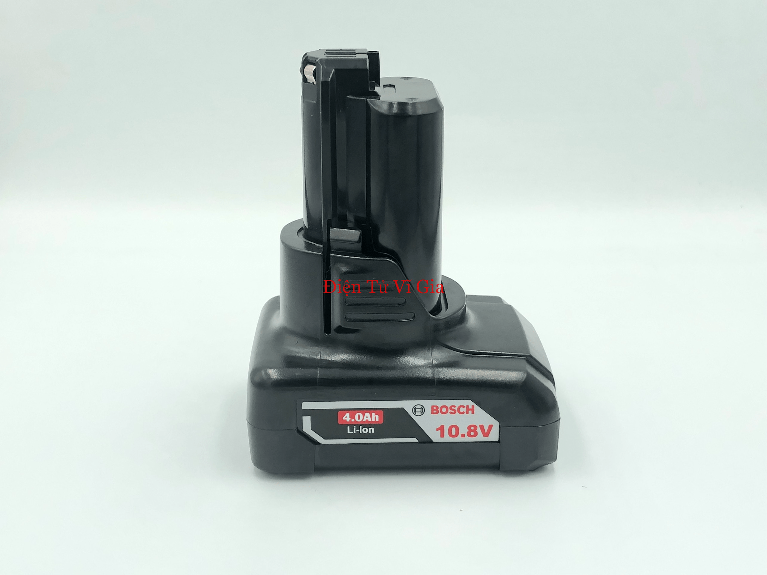 Pin bosch 10.8v - 12v dung lượng 4ah-5ah nhận sạc bosch bảo hành 6 tháng