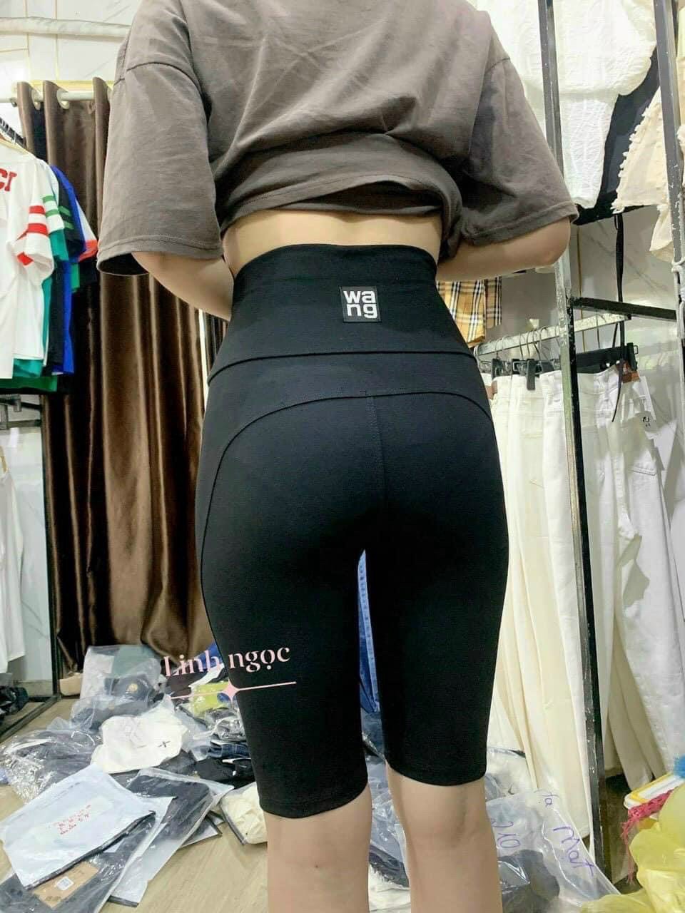 Quần legging ngố nữ, quần legging đính logo siêu xinh