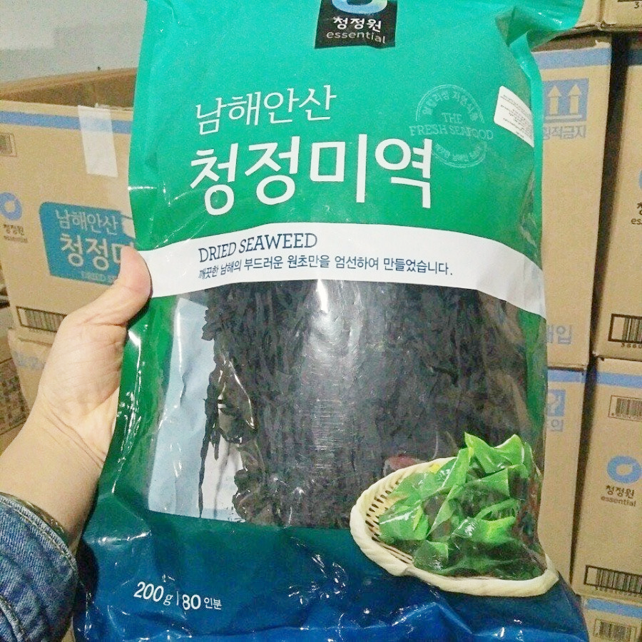 Rong biển khô nấu canh Daesang - Nhập khẩu Hàn Quốc gói 100g
