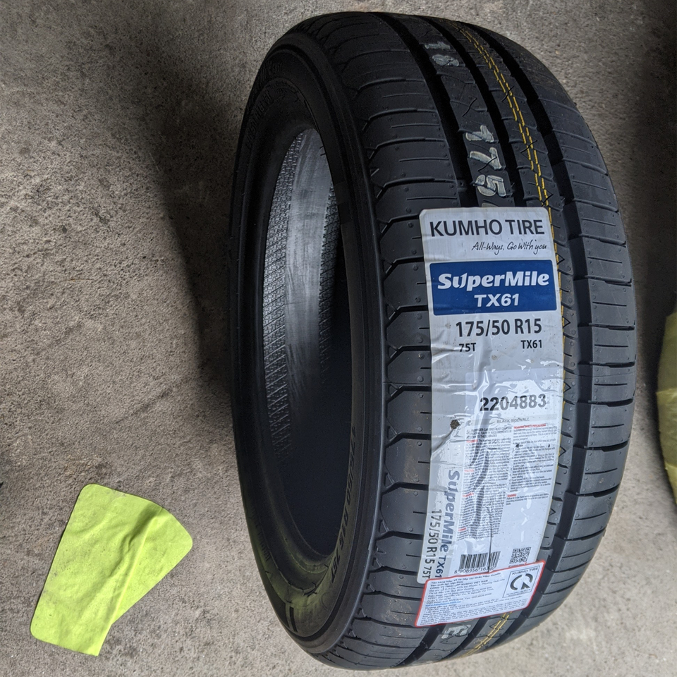 Lốp ô tô 175/50R15 Kumho 75T TX61