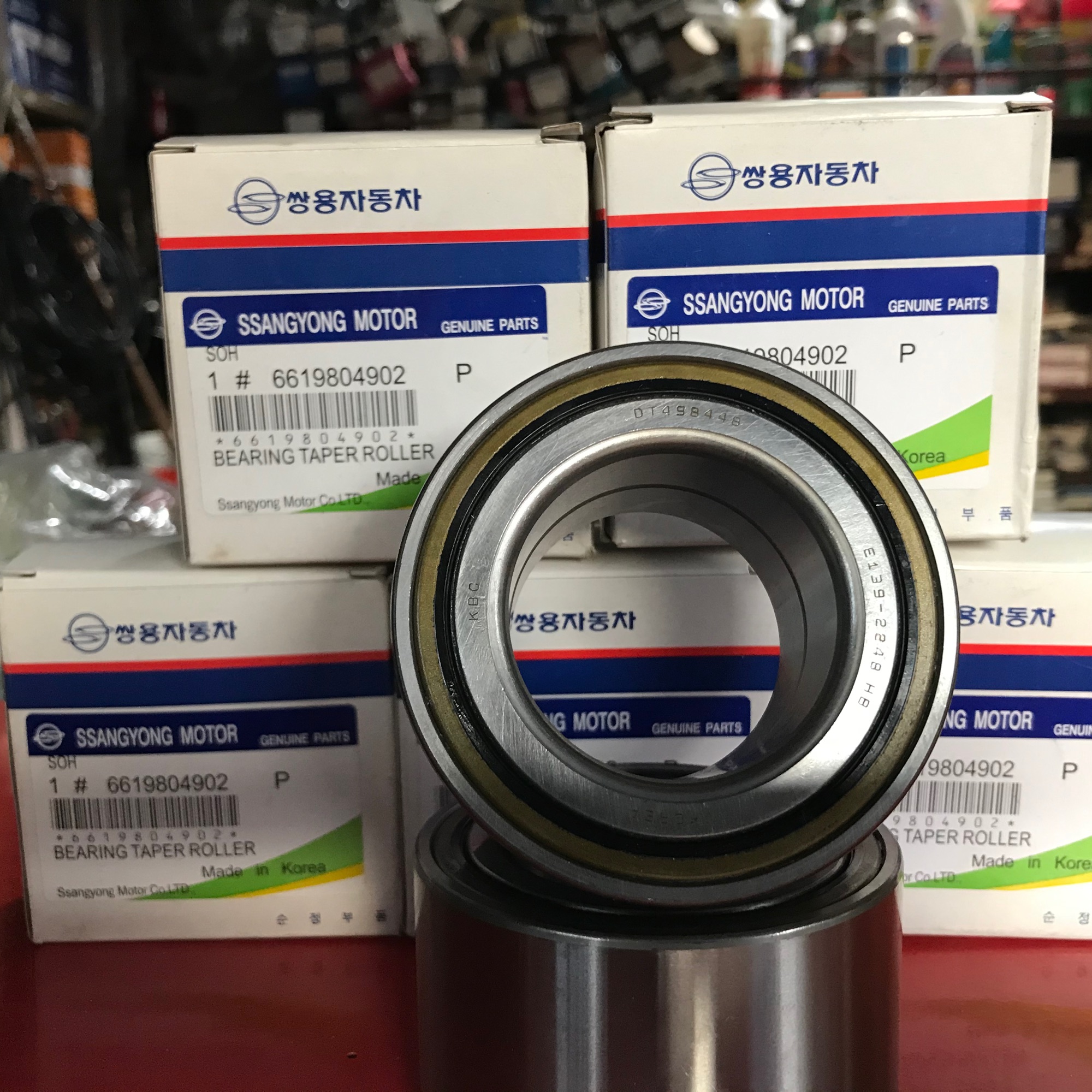 Bạc đạn vòng bi bánh Mercedes MB100MB140Sprinter Láp sau