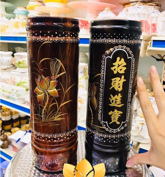 Ống đựng nhang gỗ chạm hoa sen