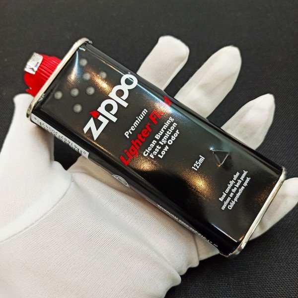 ( Loại Xịn ) Chai Xăng Zippo Mỹ Dùng Cho Bật Lửa Có Tem Phản Quang 7 Màu ( Không Xăng)