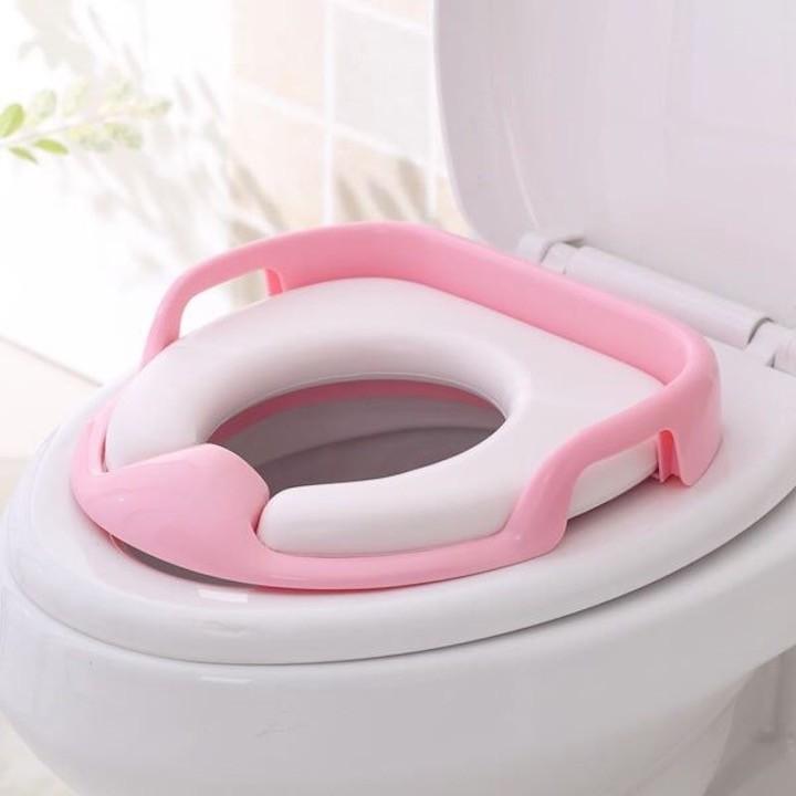 Bệ lót thu nhỏ bồn cầu có tay vịn cho bé