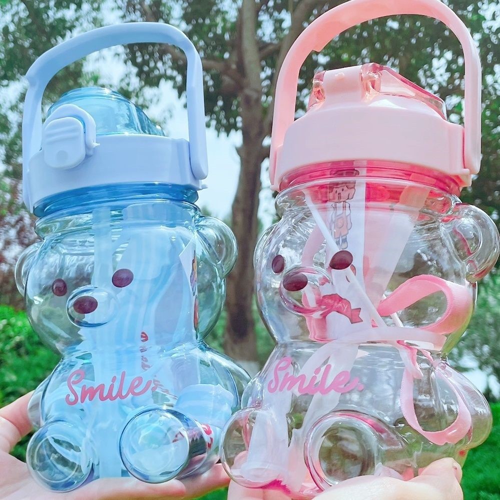 Bình Đựng Nước Uống Có Ống Hút Bằng Nhựa Cao Cấp Dung Tích 1,3 Lít Kèm Dây Đeo Dễ Thương, Bình Nước Uống Dung Tích Lớn
