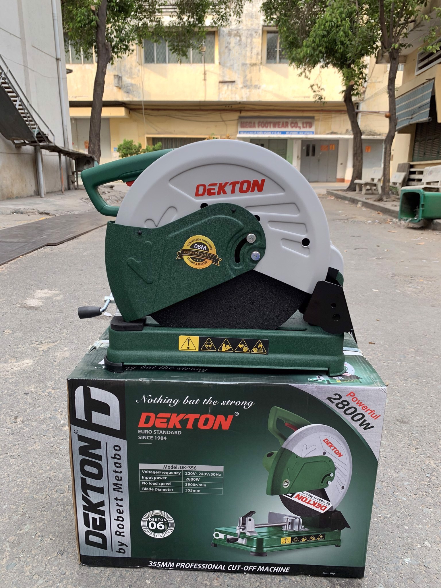 Máy cắt sắt. kim loại 2800W DEKTON DK-356