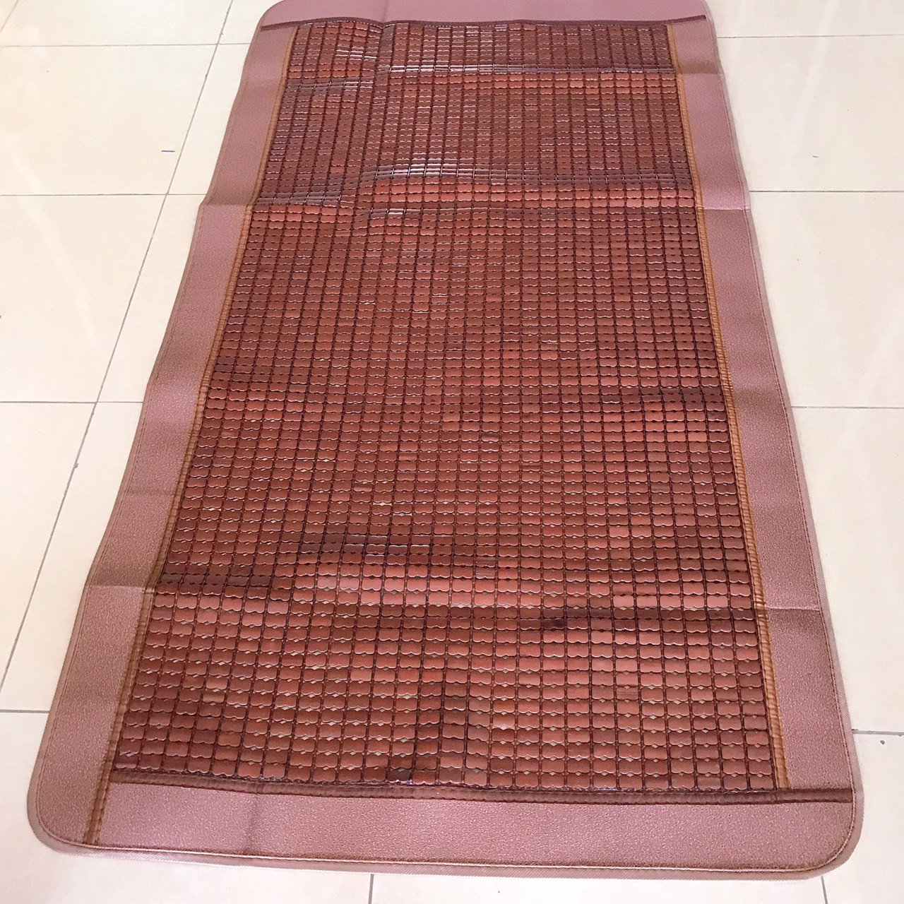 Chiếu trúc rộng 1m dài 1m9 hạt nâu nguyên tấm có viền, chiếu trúc không xen hạt vàng