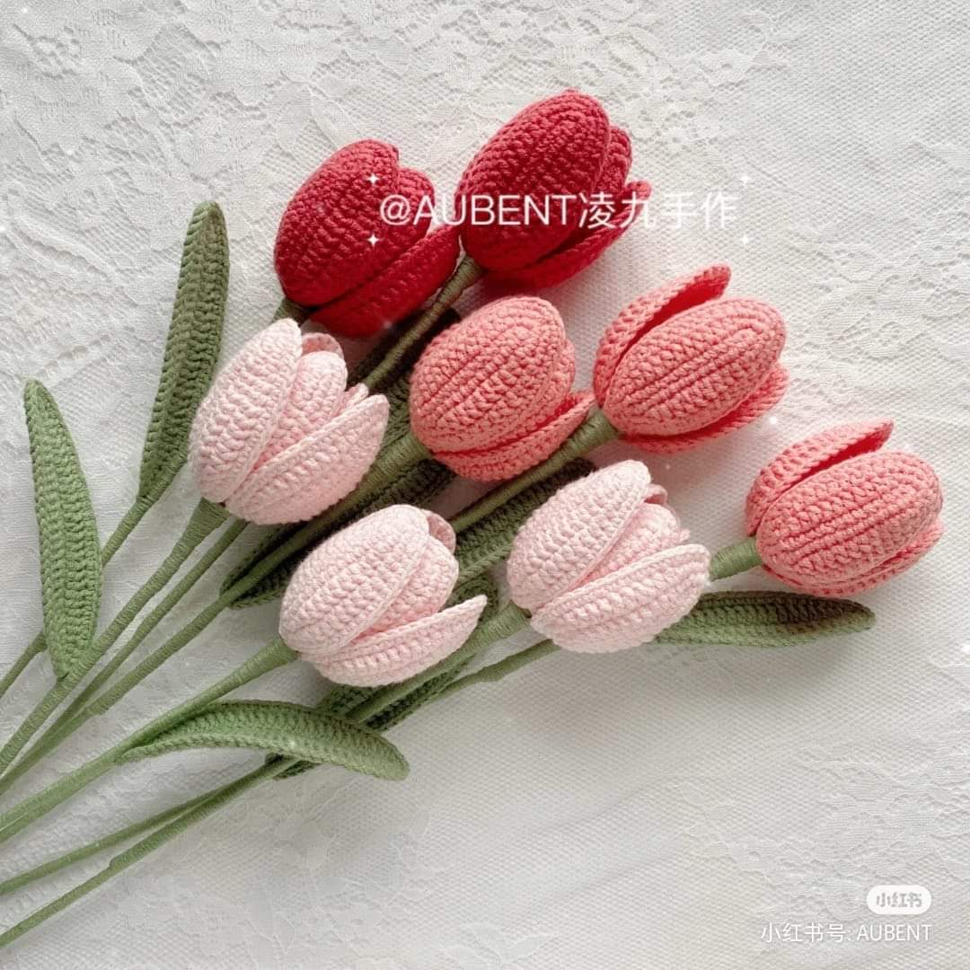 Hoa tulip tròn bằng len handmade