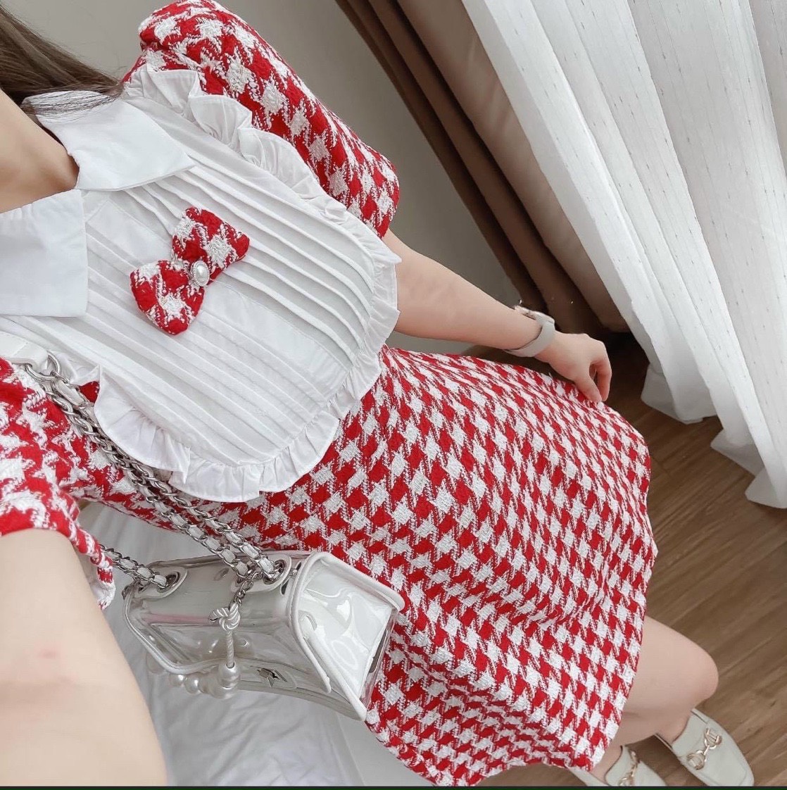 Đầm caro hồng cổ trắng phối nơ xinh xắn, Đầm tiểu thư caro hồng cổ phối đính nơ dễ thương, Đầm nữ caro hồng cổ đính yếm nơ đi chơi, dự tiệc sang trọng DX