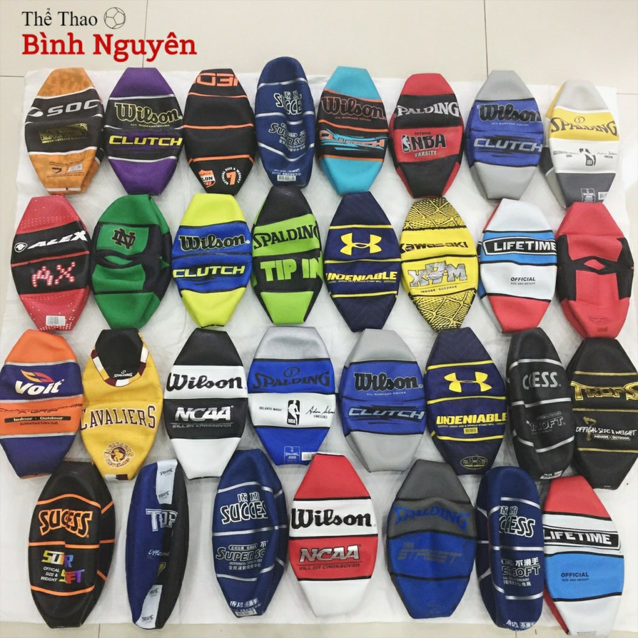 Bóng rổ size 7 nhiều màu (ngẫu nhiên) tặng kim bơm, sản phẩm tốt với chất lượng, độ bền cao và được cam kết sản phẩm y như hình