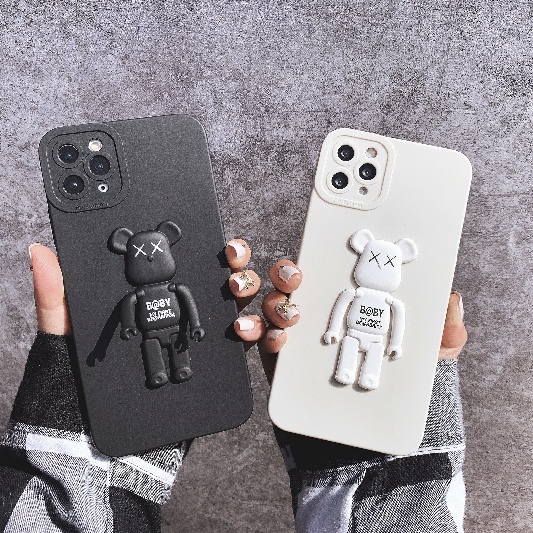 Ốp lưng basic camera nổi - mẫu be@rbrick